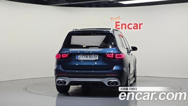 Mercedes-Benz GLB-Class 2023 — photo 4