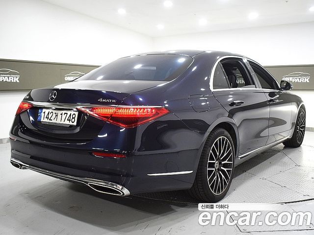 Mercedes-Benz S-Class 2022 — photo 3