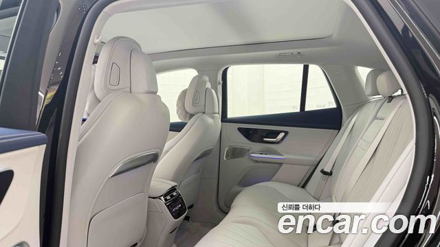 Mercedes-Benz EQE 2026 — photo 18