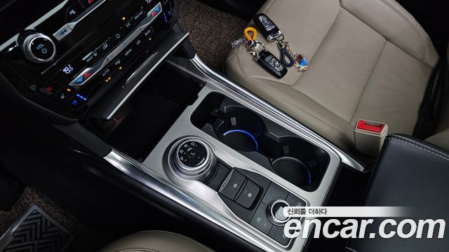 Ford Explorer 2021 — photo 12