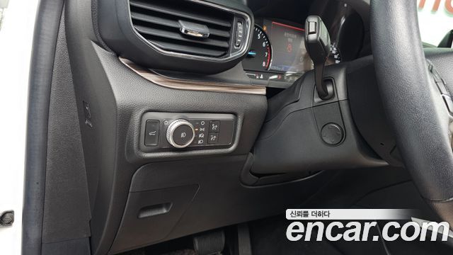 Ford Explorer 2021 — photo 22