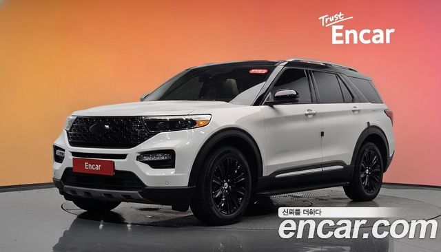 Ford Explorer 2021 — photo 1
