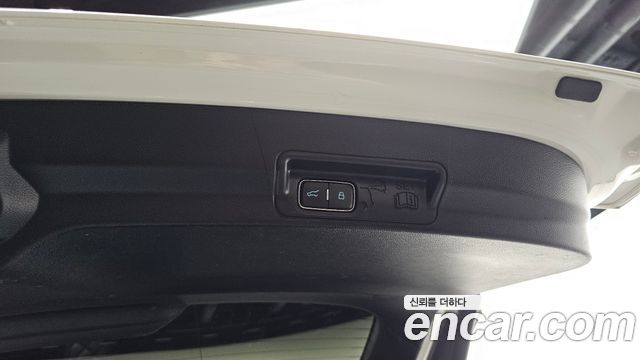 Ford Explorer 2021 — photo 27