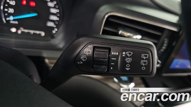 Ford Explorer 2021 — photo 34