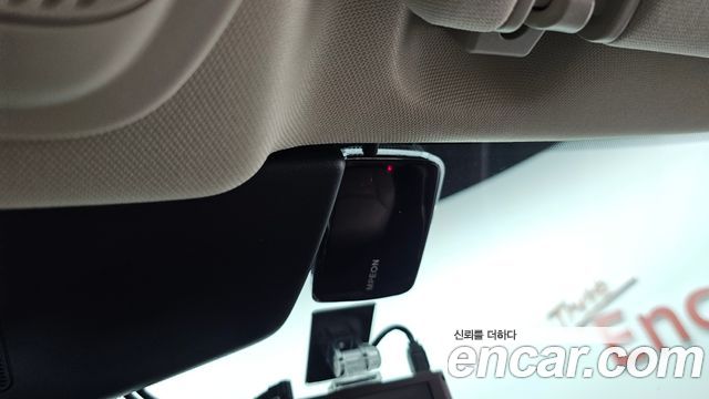 Ford Explorer 2021 — photo 37