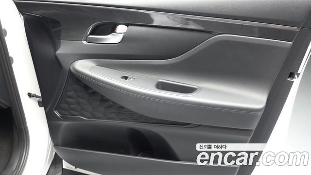 Hyundai Santafe 2021 — photo 14