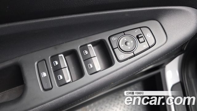 Hyundai Santafe 2021 — photo 28