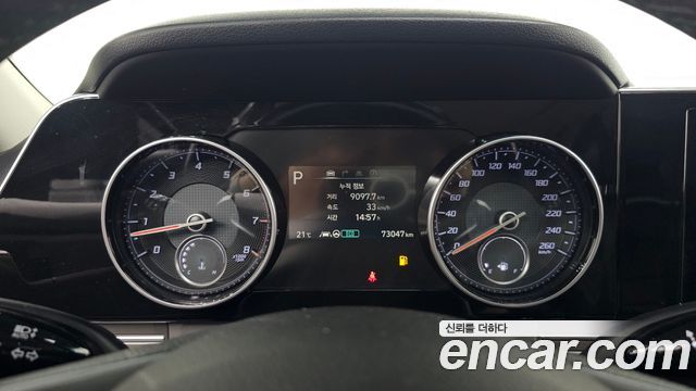 Hyundai Grandeur 2023 — photo 11