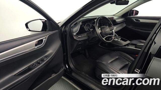 Hyundai Grandeur 2023 — photo 13