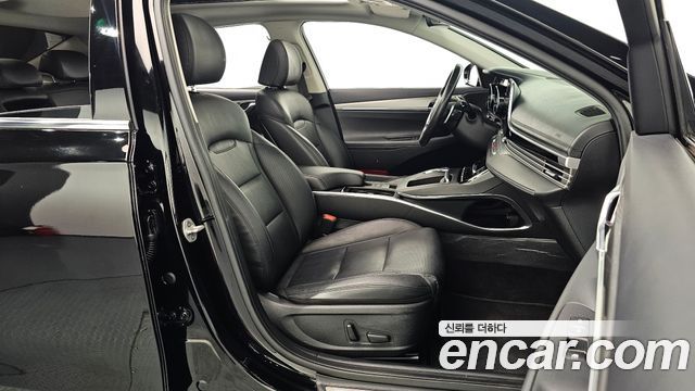 Hyundai Grandeur 2023 — photo 17