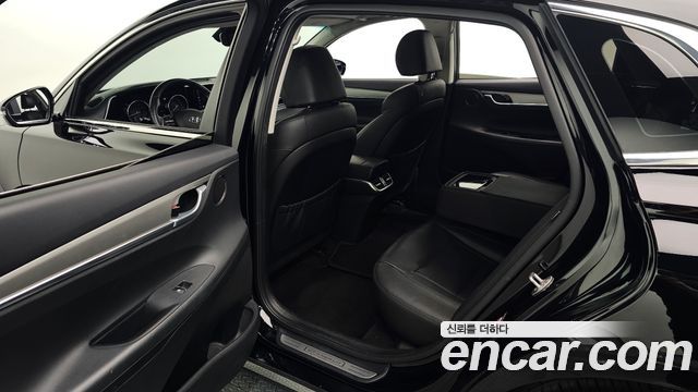 Hyundai Grandeur 2023 — photo 16