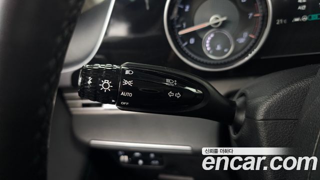 Hyundai Grandeur 2023 — photo 32
