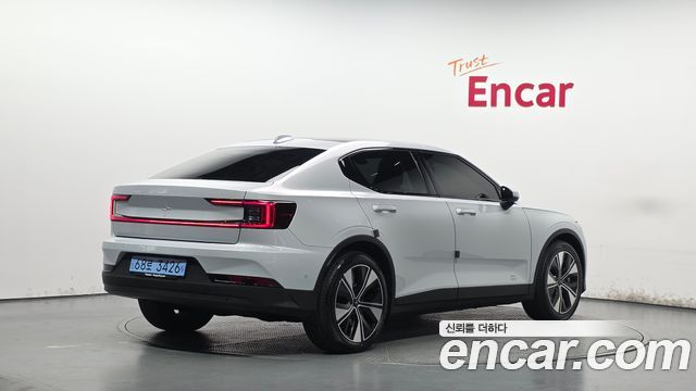 Polestar Polestar 2 2023 — photo 2