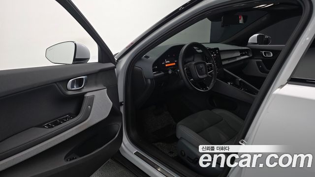 Polestar Polestar 2 2023 — photo 10