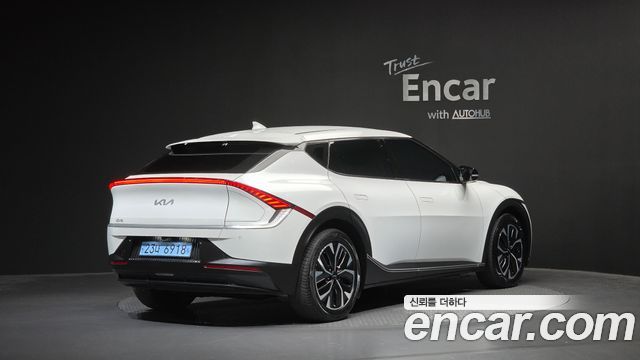 Kia EV6 2022 — photo 2