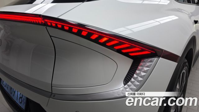 Kia EV6 2022 — photo 9
