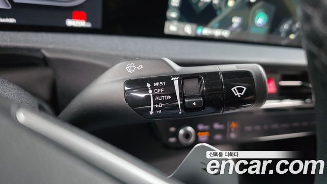 Kia EV6 2022 — photo 27