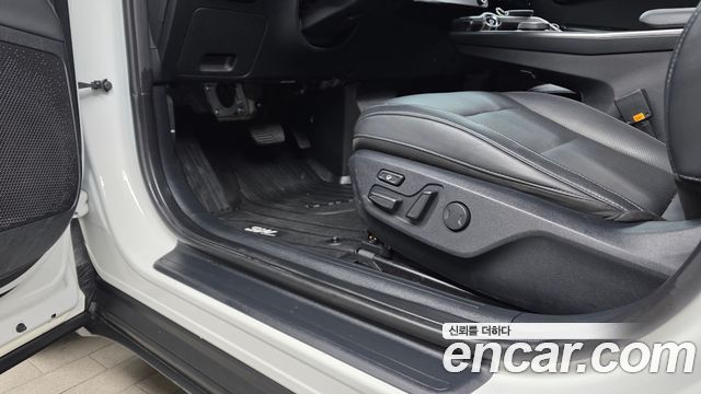 Kia EV6 2022 — photo 31