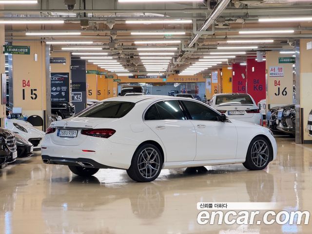 Mercedes-Benz E-Class 2021 — photo 2