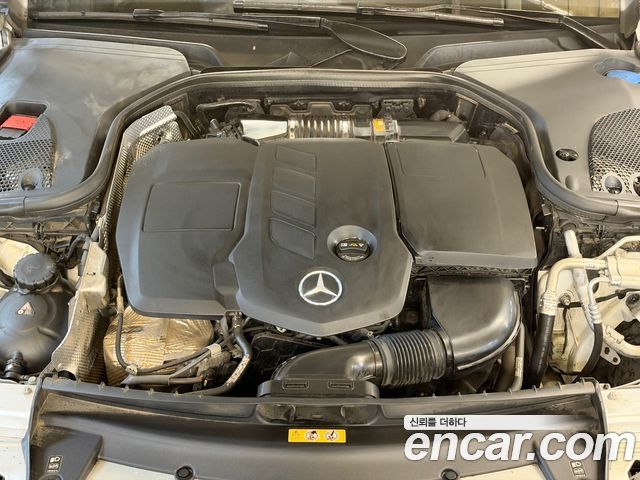 Mercedes-Benz E-Class 2021 — photo 6