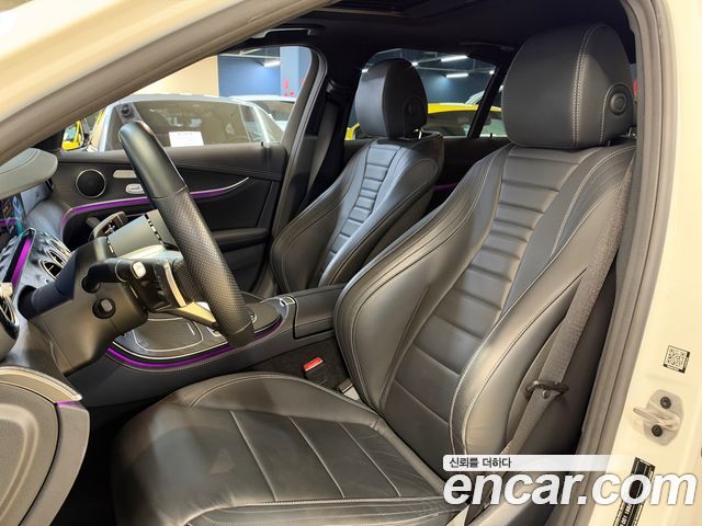 Mercedes-Benz E-Class 2021 — photo 10