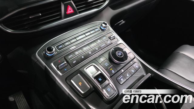 Hyundai Santafe 2021 — photo 12