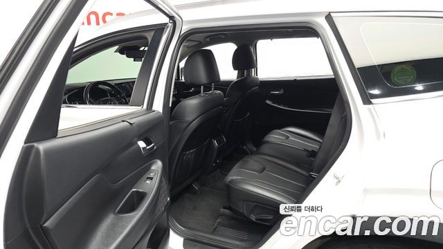 Hyundai Santafe 2021 — photo 16