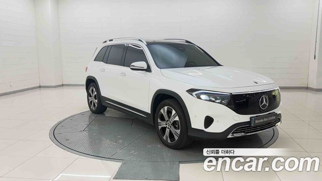 Mercedes-Benz EQB 2026 — photo 6