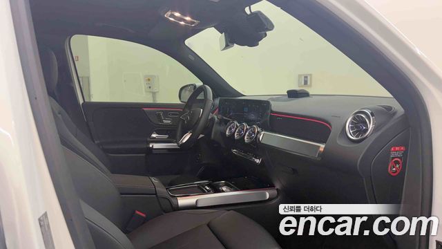 Mercedes-Benz EQB 2026 — photo 16