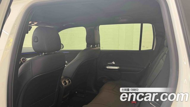 Mercedes-Benz EQB 2026 — photo 18