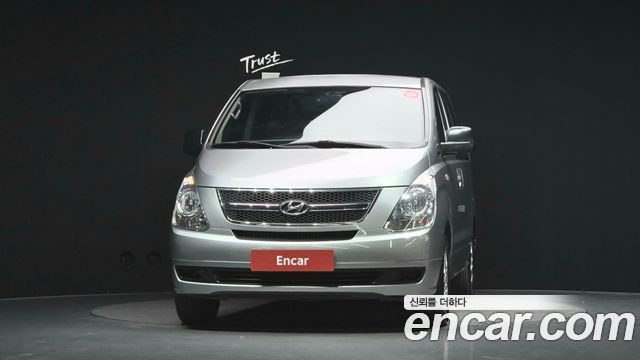 Hyundai Starex 2013 — photo 3