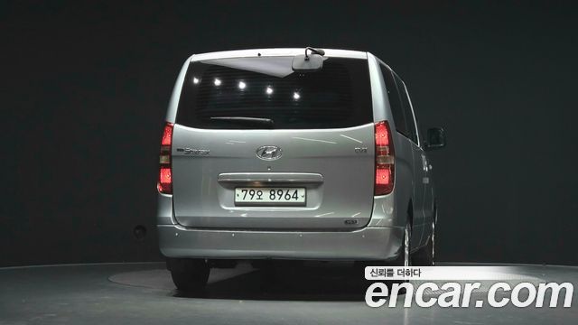 Hyundai Starex 2013 — photo 4