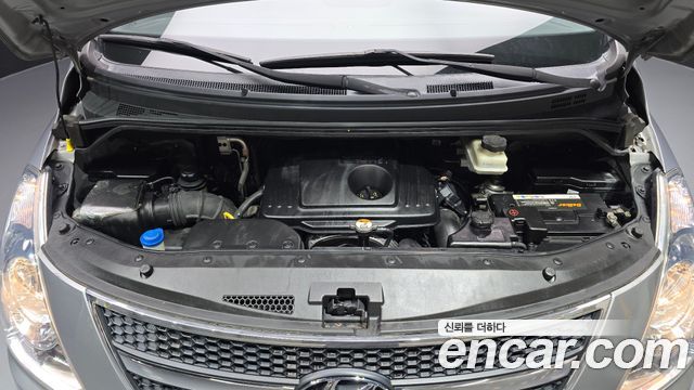 Hyundai Starex 2013 — photo 6