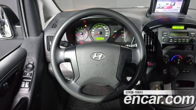 Hyundai Starex 2013 — photo 20