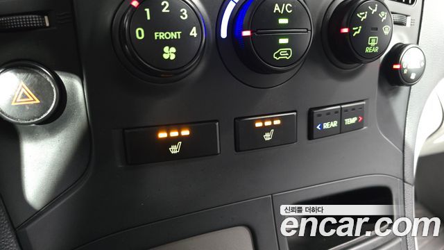 Hyundai Starex 2013 — photo 23