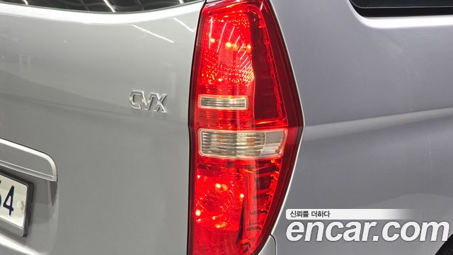 Hyundai Starex 2013 — photo 9