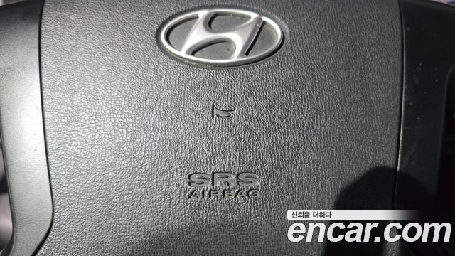 Hyundai Starex 2013 — photo 28