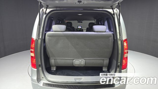 Hyundai Starex 2013 — photo 30