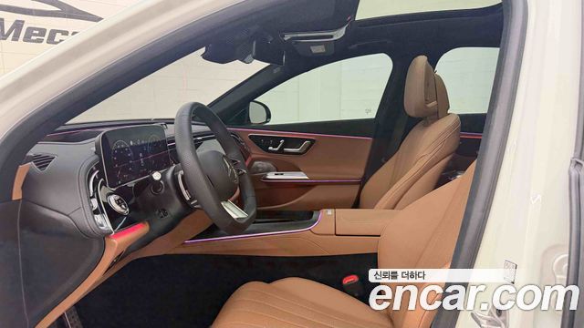 Mercedes-Benz E-Class 2025 — photo 17
