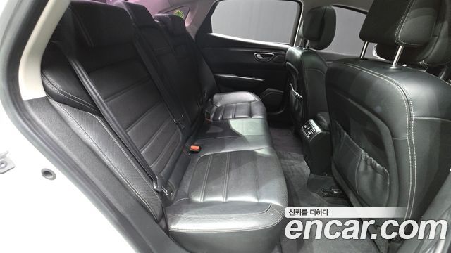 Renault Korea SM6 2016 — photo 17