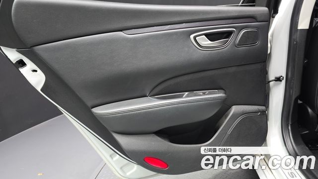 Renault Korea SM6 2016 — photo 15
