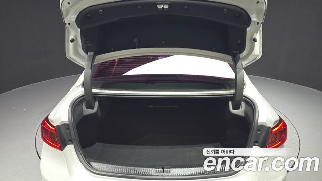 Renault Korea SM6 2016 — photo 31