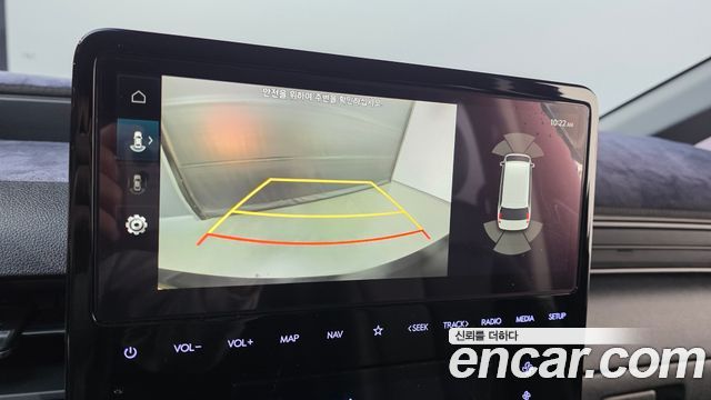 Hyundai Staria 2025 — photo 17