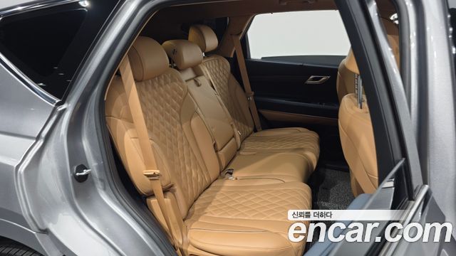 Genesis GV80 2023 — photo 18