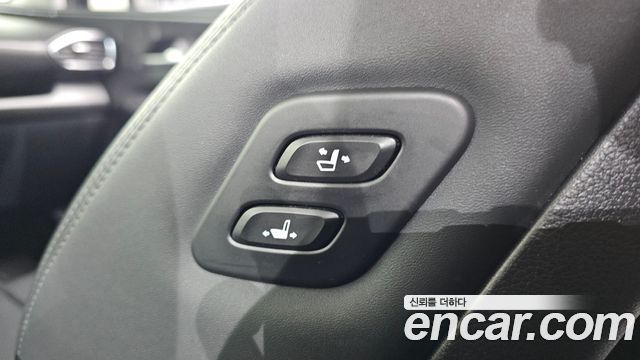 Hyundai Santafe 2022 — photo 22