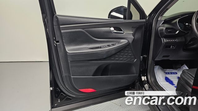 Hyundai Santafe 2022 — photo 14