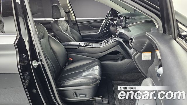 Hyundai Santafe 2022 — photo 16