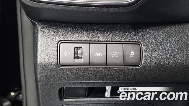 Hyundai Santafe 2022 — photo 28