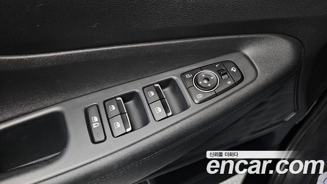 Hyundai Santafe 2022 — photo 30