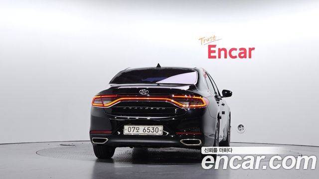 Hyundai Grandeur 2017 — photo 4